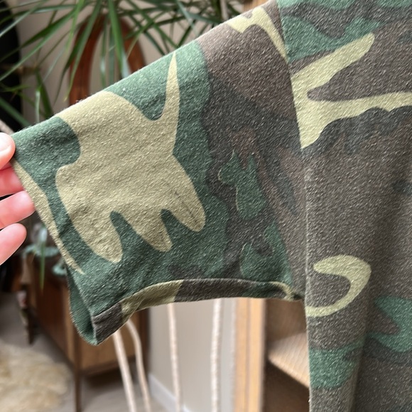 Bundle of Two Vintage Camo Baby Tees T-Shirts - Picture 4 of 15